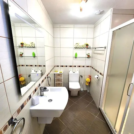 Two Bedroom Duplex In Castle Harbourc206 Apartment *