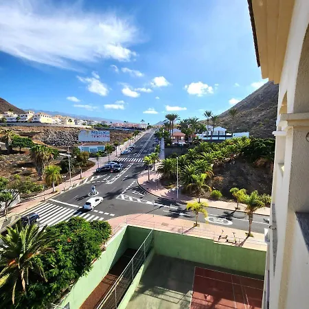 Two Bedroom Duplex In Castle Harbourc206 *
